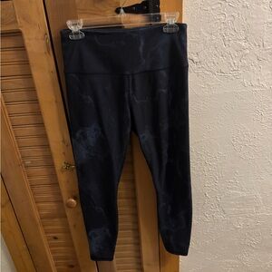 Women’s Spyder marble print leggings